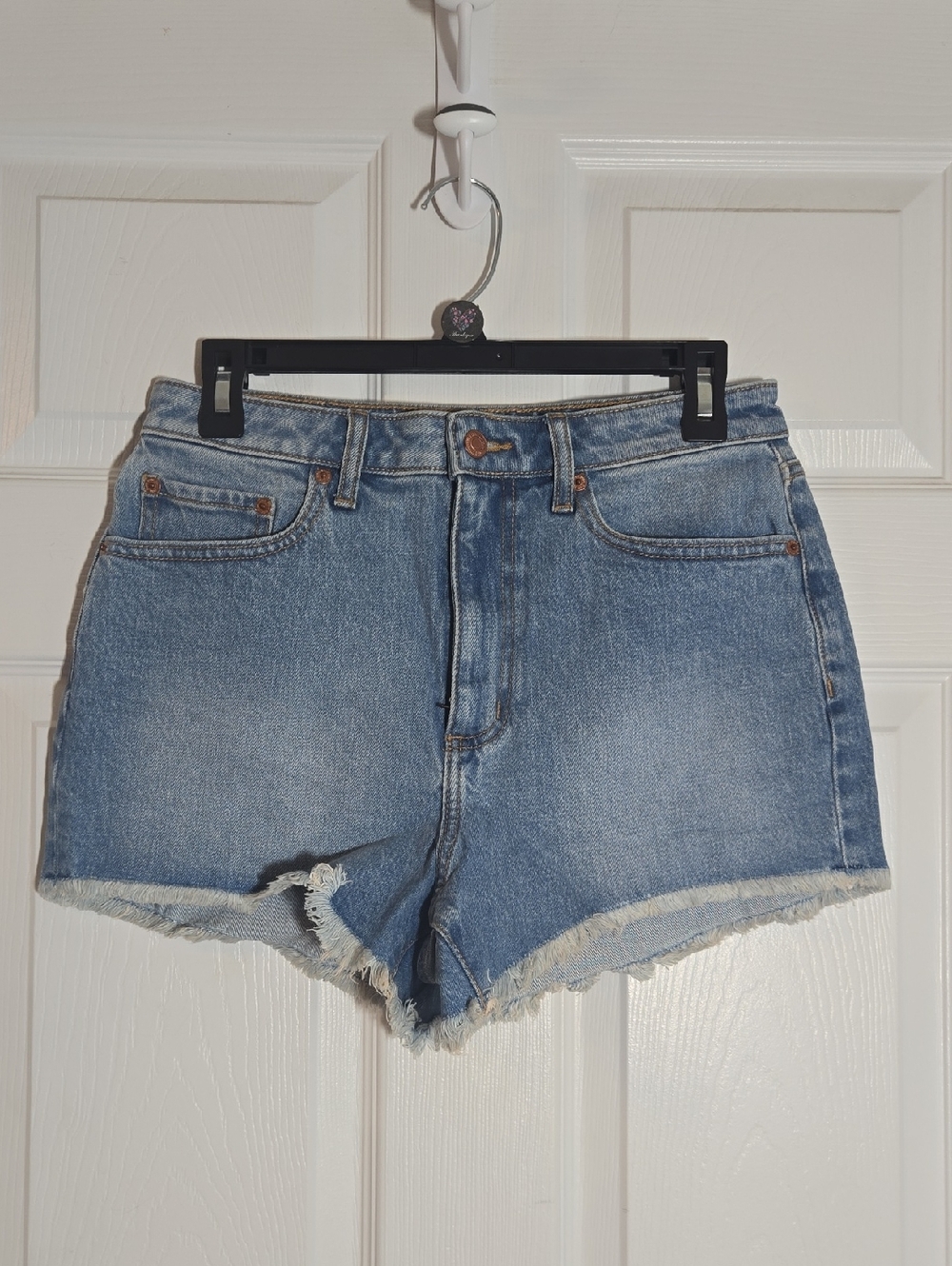 New PINK Victoria's Secret Denim Blue Jean Shorts Size 8
